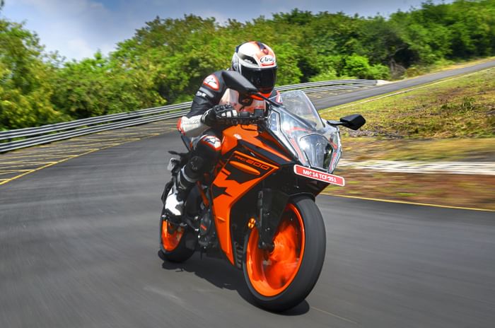 2022 KTM RC 200 review, track ride 2022 KTM RC 200 review, track ride